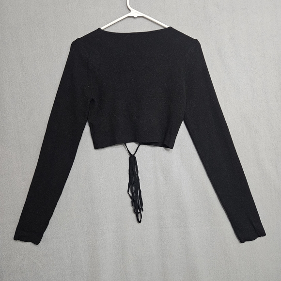 Le Lis Black Crew Neck Sweater Cropped Tie Waist Academia Dark - Picture 4 of 8